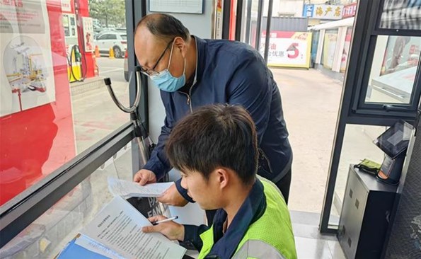 【发现榜样 “五星党员”③】丁锋：当好主人翁，，，，，干一行爱一行